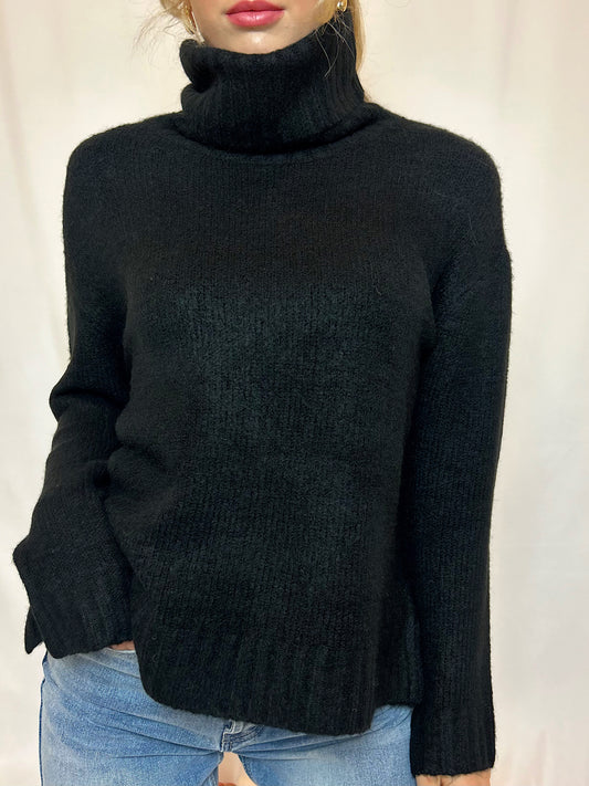 The Capsule Turtleneck - Black